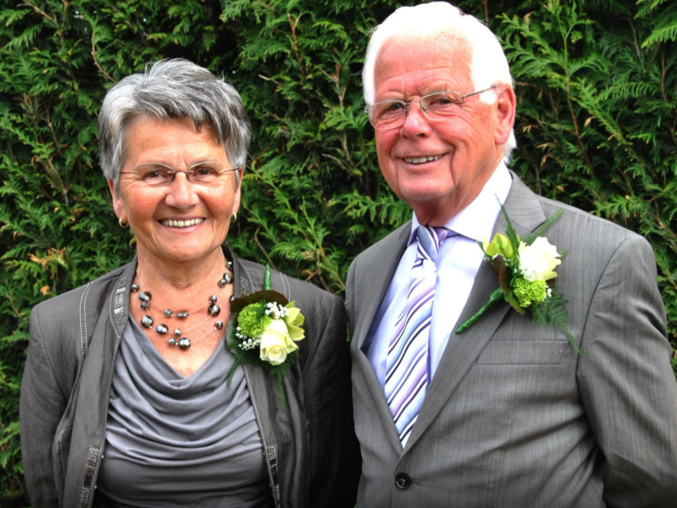Zwols echtpaar Kruitbosch - van de fietsgroothandel - koninklijk onderscheiden voor 50 jaar ‘pure naastenliefde’