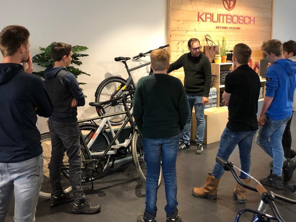 Kruitbosch en scholengemeenschap Greijdanus zoeken samenwerking op